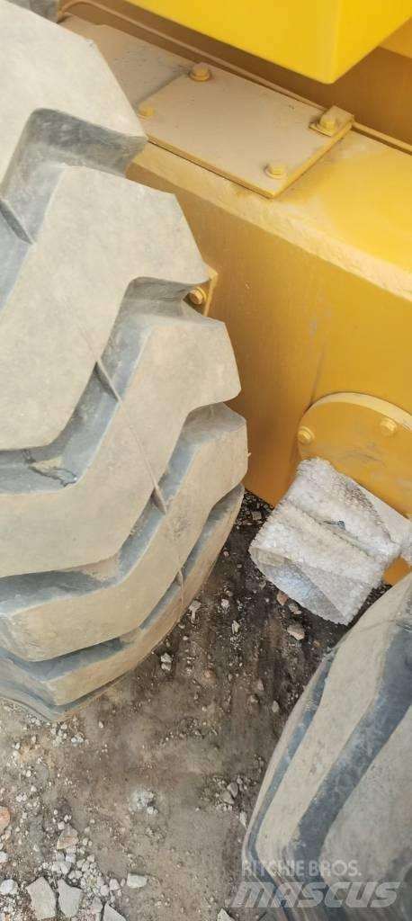 CAT 140 H Грейдеры