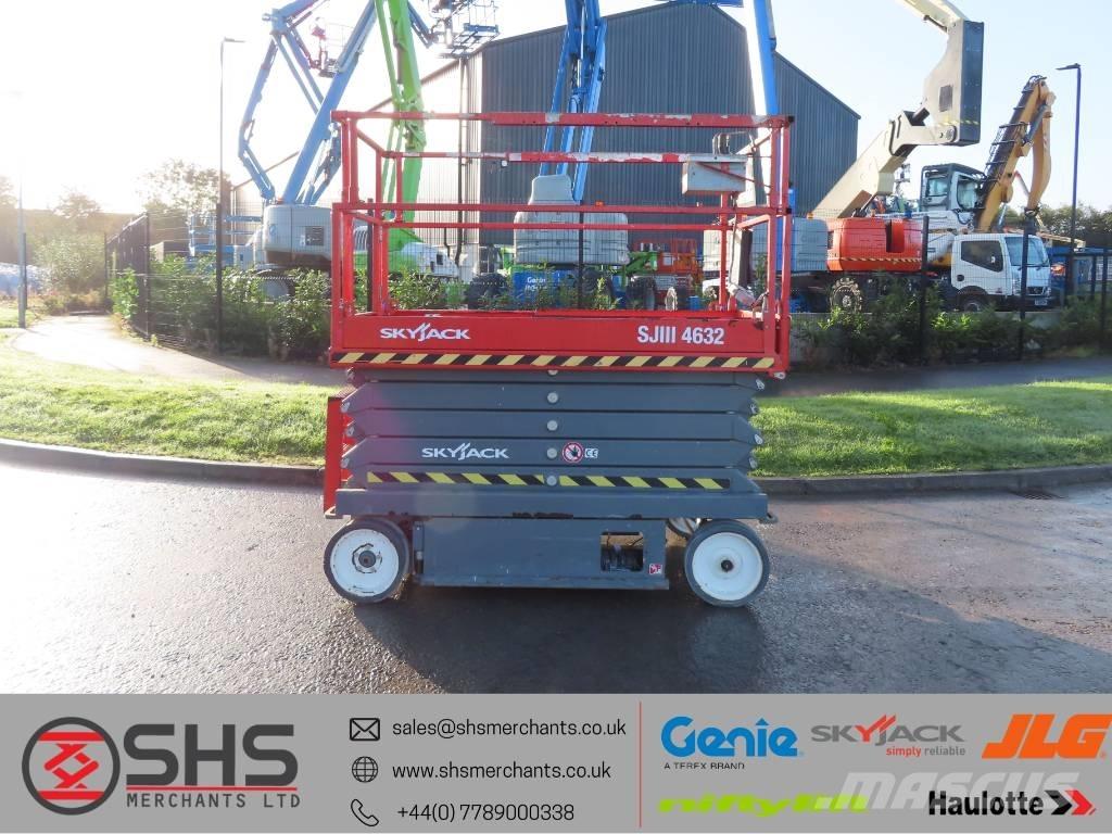 SkyJack SJ III 4632 Ножничные подъемники