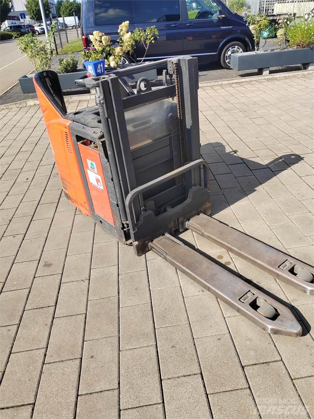 Linde L12 LHP SP Ручные штабелёры с электроподъёмом