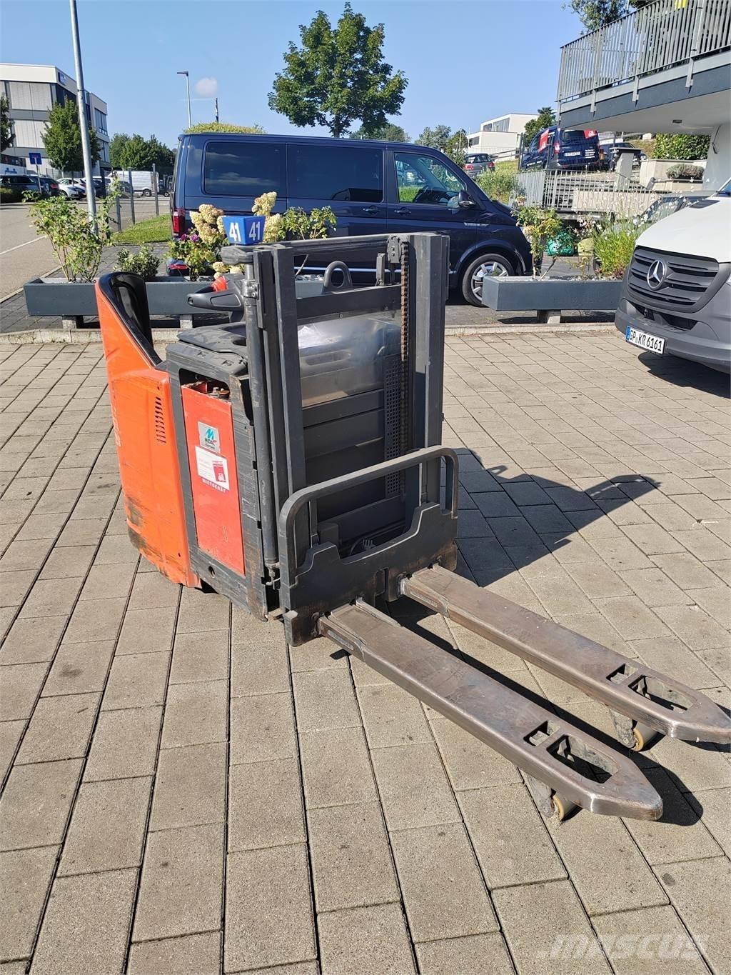 Linde L12 LHP SP Ручные штабелёры с электроподъёмом