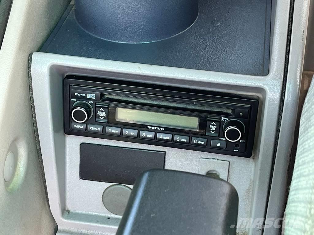 Volvo EW 160 C Колёсные экскаваторы