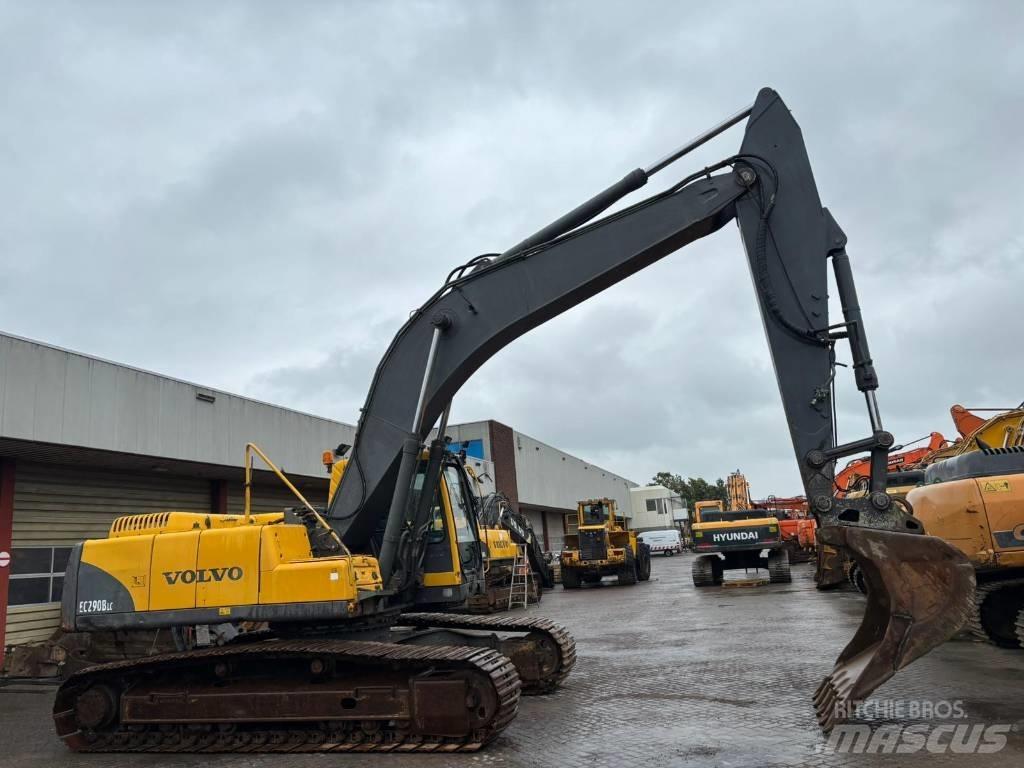 Hyundai 290BLC Гусеничные экскаваторы