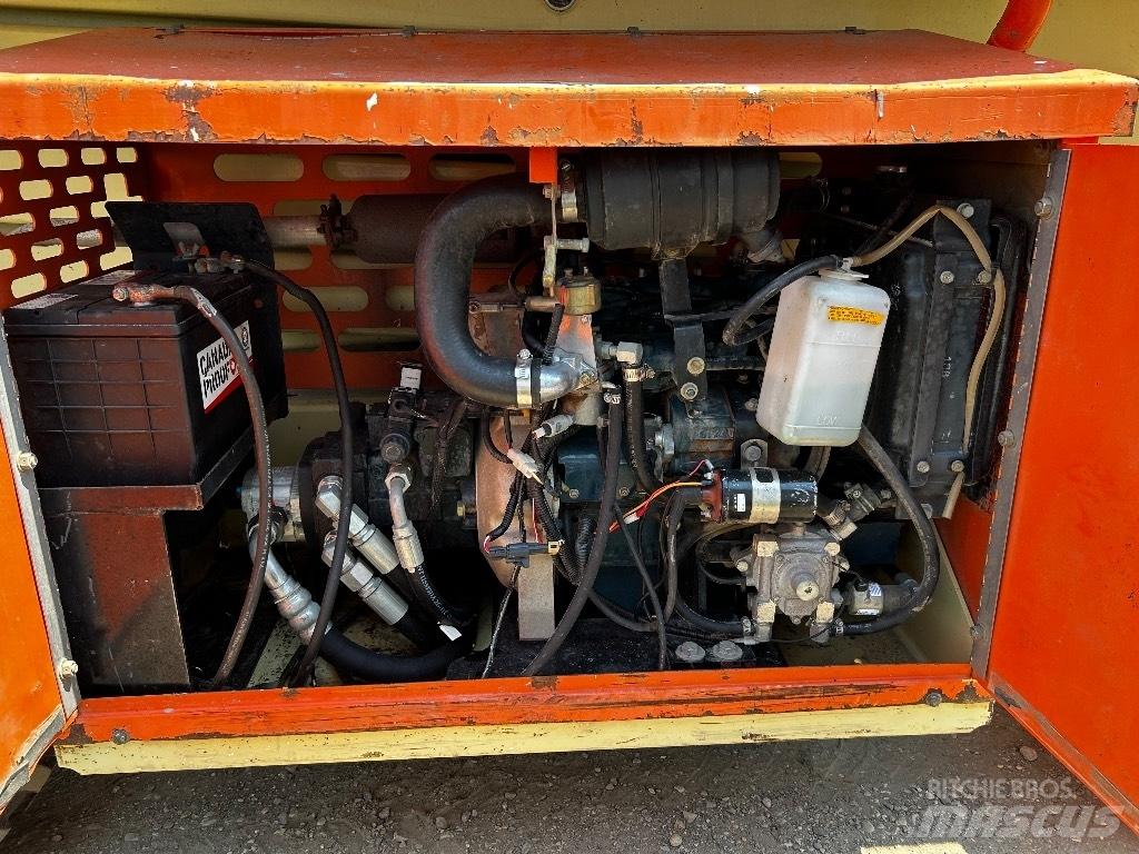 JLG 260 MRT Ножничные подъемники