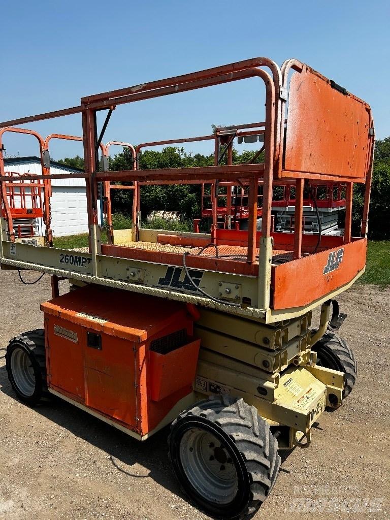 JLG 260 MRT Ножничные подъемники