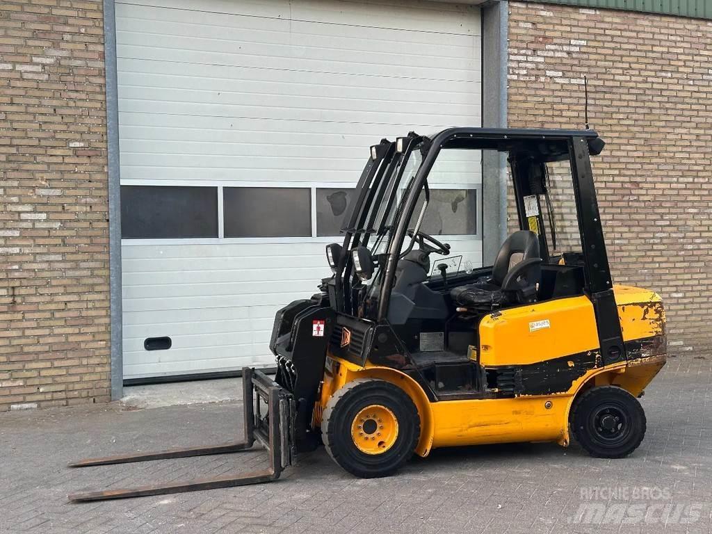 JCB TLT 2,5D Другие складские механизмы