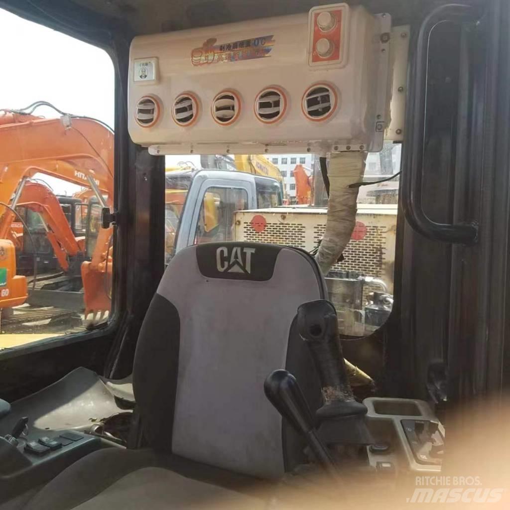 CAT 304 CR Мини-экскаваторы