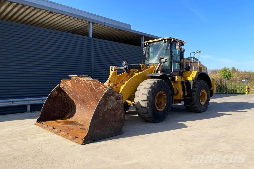 CAT 972M Фронтальные погрузчики