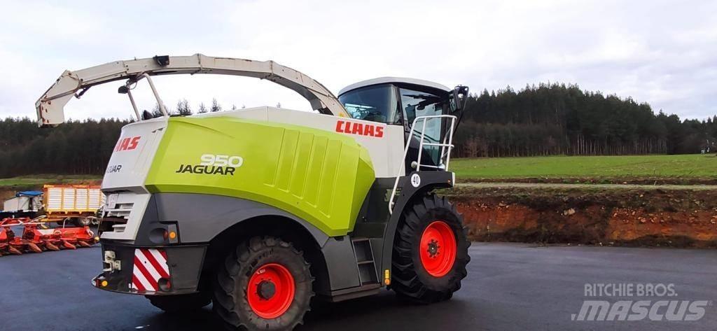 CLAAS Jaguar 940 Самоходные кормоуборочные комбайны