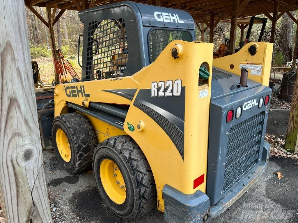 Gehl R 220 Мини-погрузчики