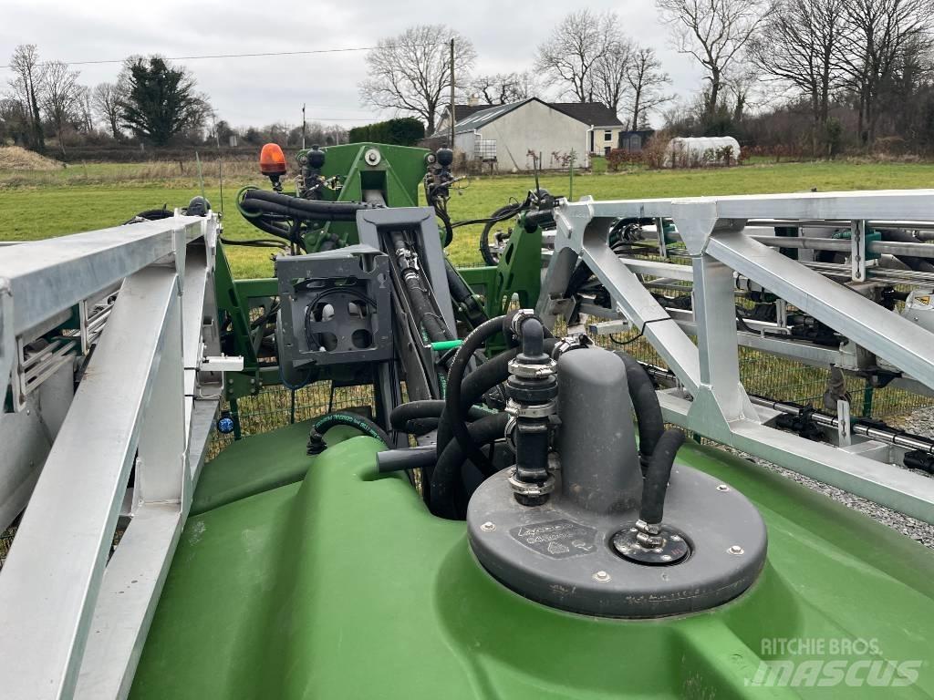 Fendt Rogator 355 Прицепные опрыскиватели