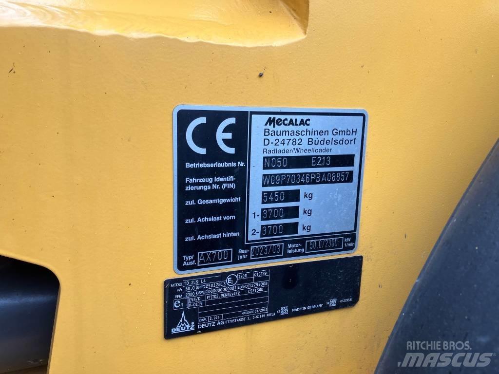 Mecalac AX 700 Фронтальные погрузчики