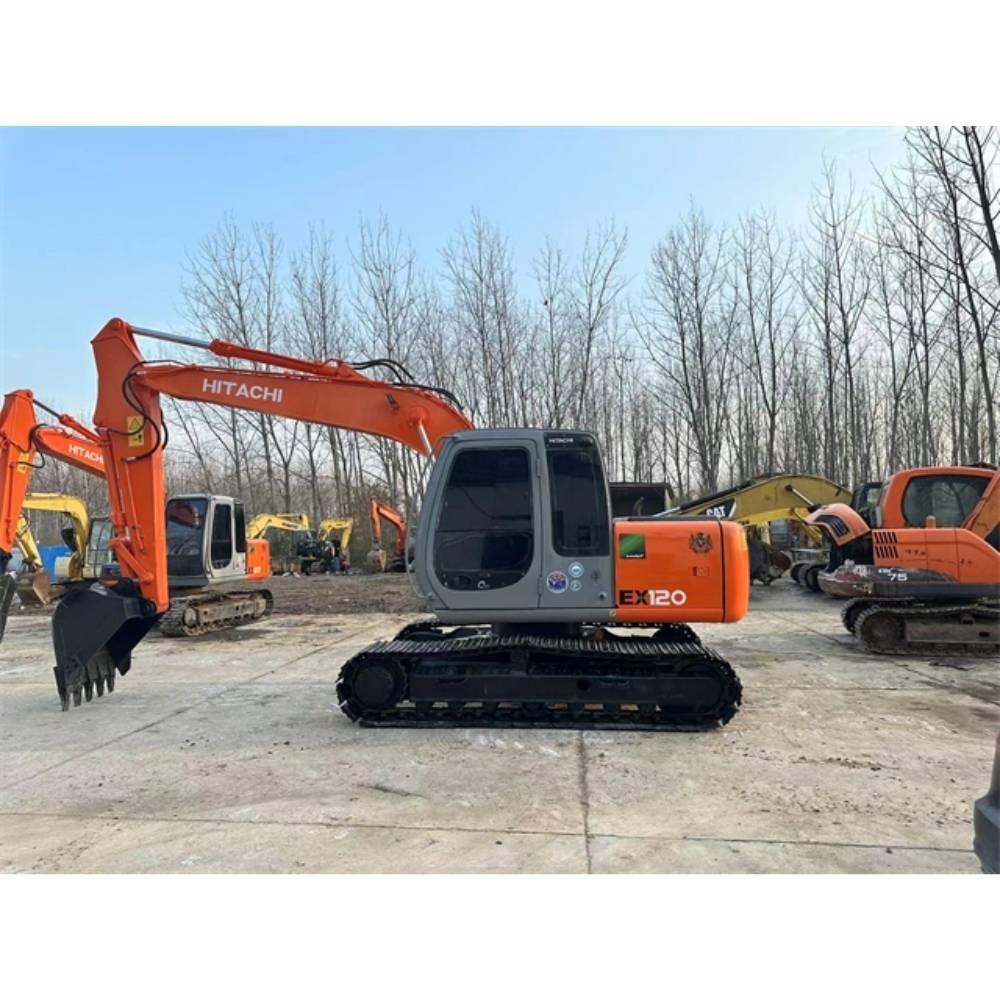 Hitachi EX120 Гусеничные экскаваторы