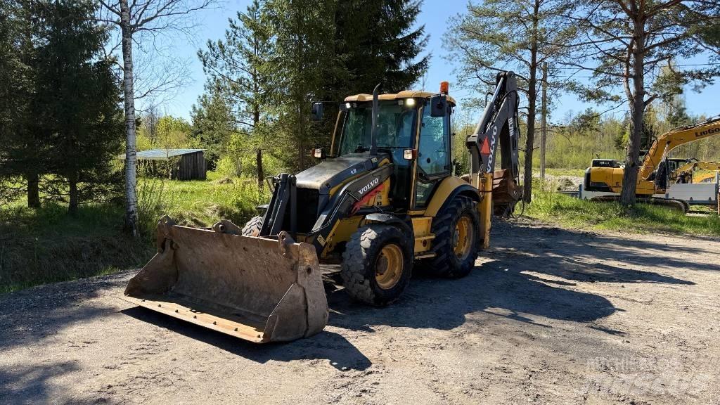 Volvo BL 71 Экскаваторы-погрузчики