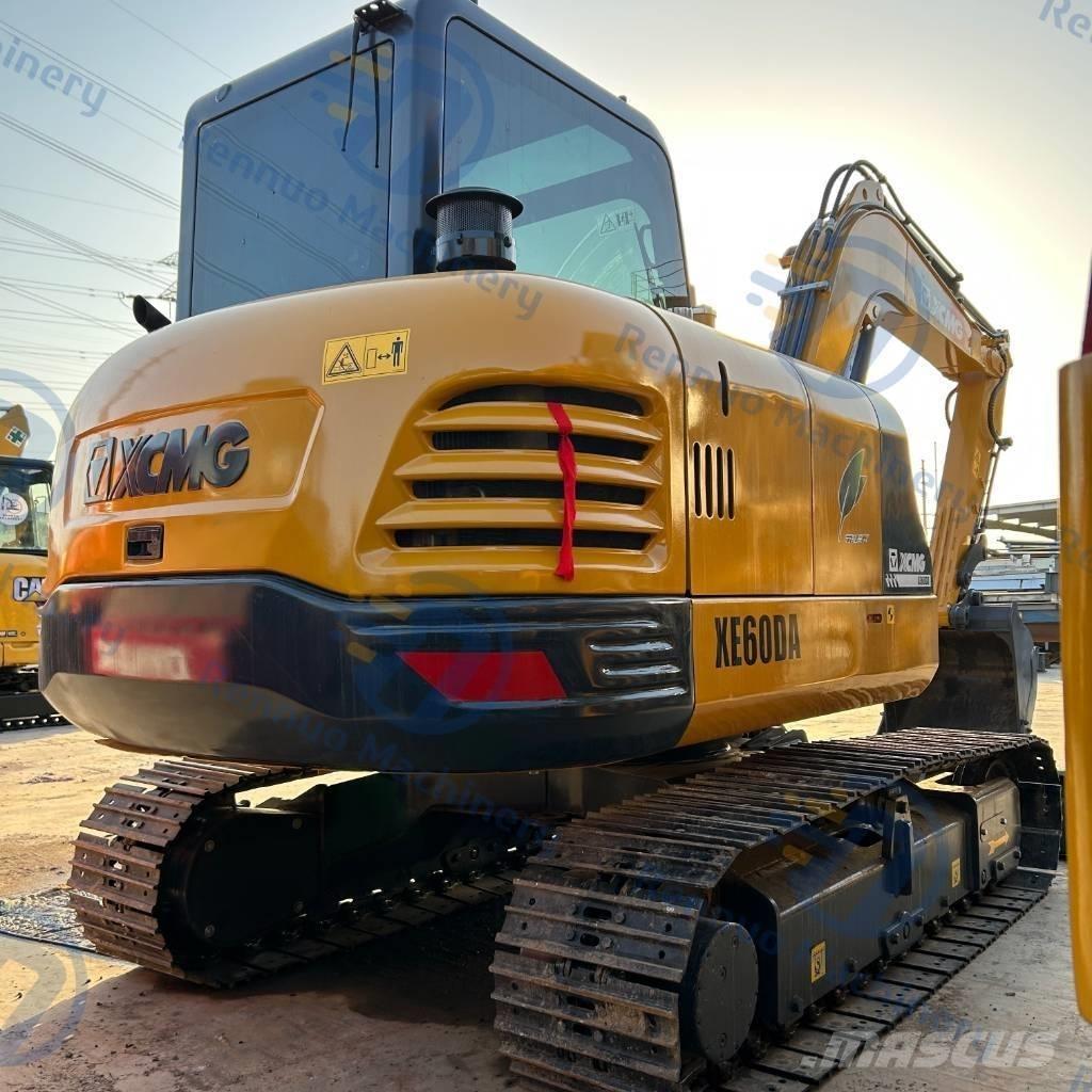 XCMG XE 60 DA Мини-экскаваторы