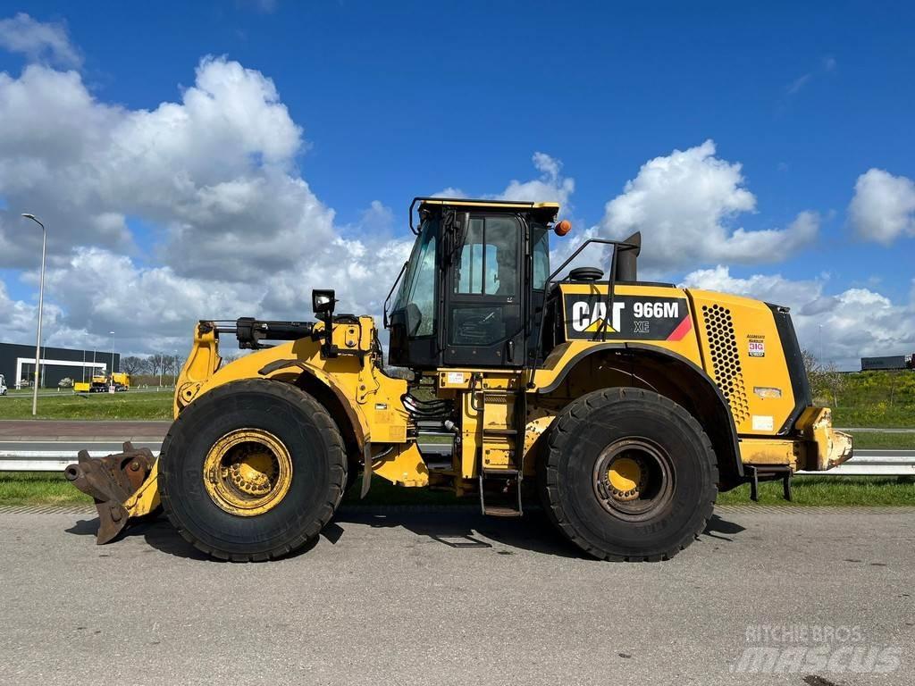 CAT 966M XE Фронтальные погрузчики
