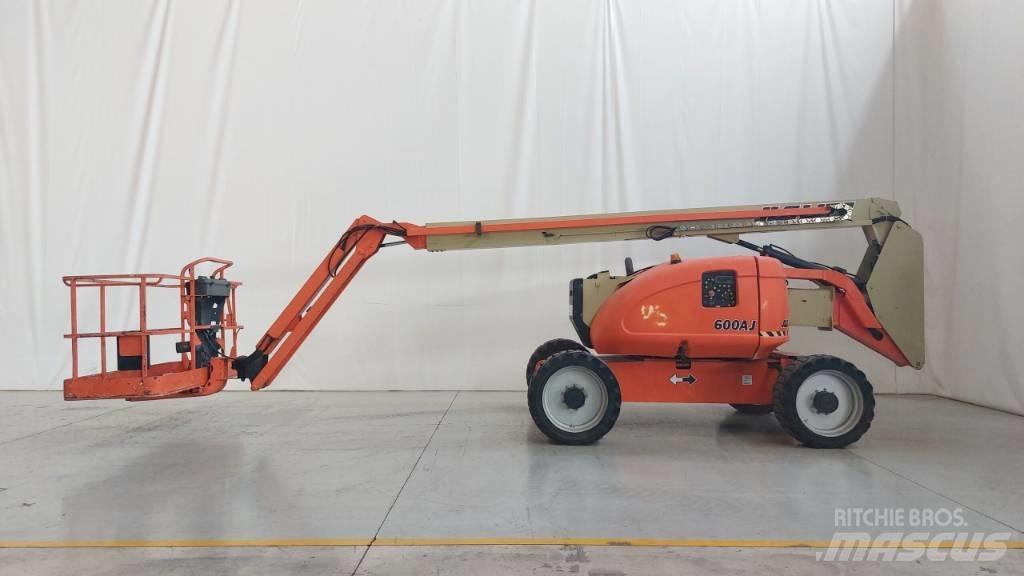 JLG 600 AJ Коленчатые подъемники