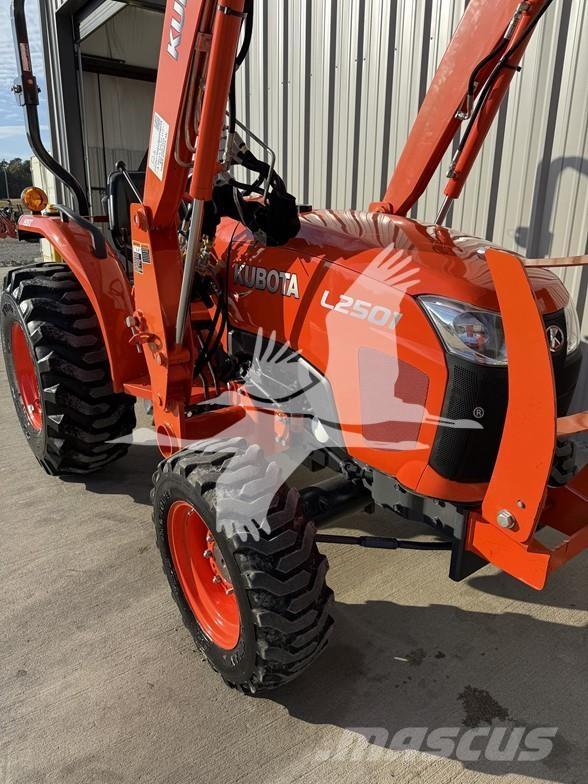 Kubota L2501 Трактора
