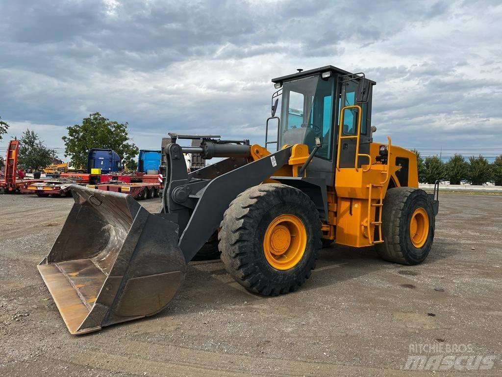 XCMG ZL50G Фронтальные погрузчики