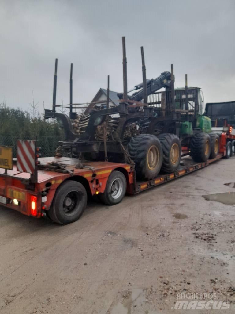 John Deere 1510 E Форвардеры