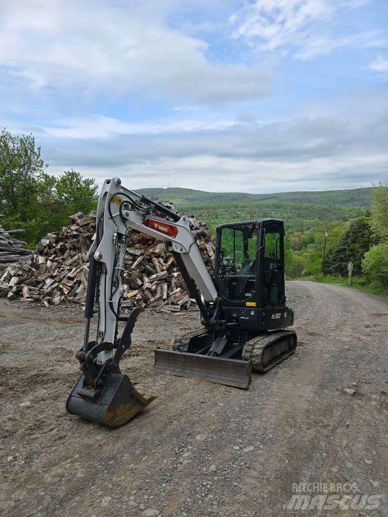 Bobcat E 32 Мини-экскаваторы