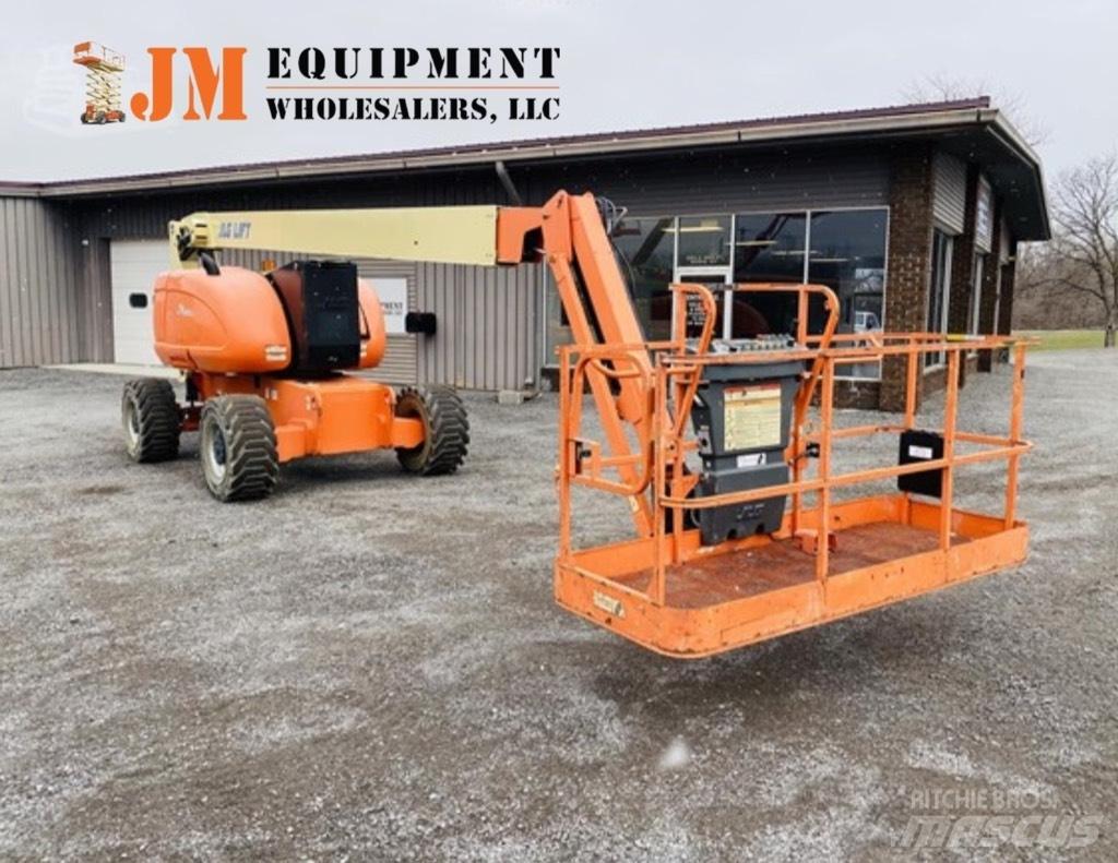 JLG 800 AJ Коленчатые подъемники