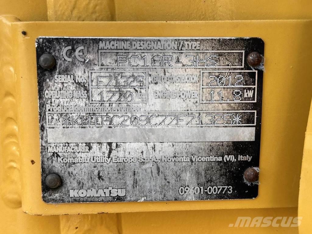 Komatsu PC16R-3HS Мини-экскаваторы
