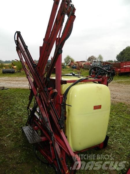 Hardi 800 Прицепные опрыскиватели