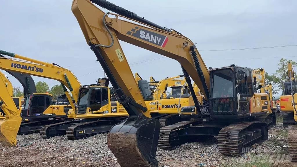 Sany SY 215 C Гусеничные экскаваторы