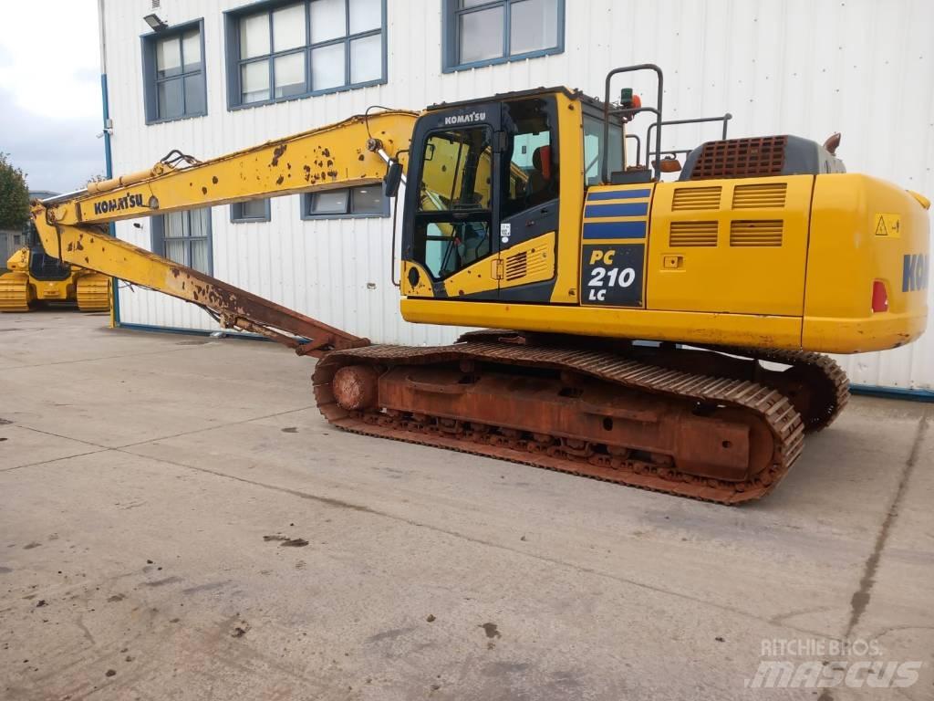 Komatsu PC210LC-10 Гусеничные экскаваторы