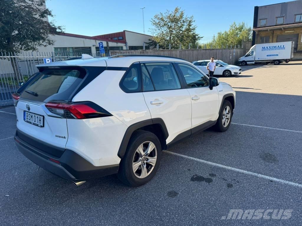 Toyota RAV-4 Легковые автомобили