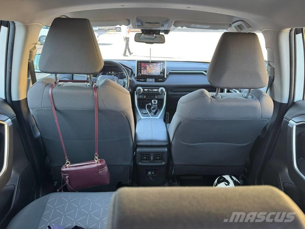Toyota RAV-4 Легковые автомобили