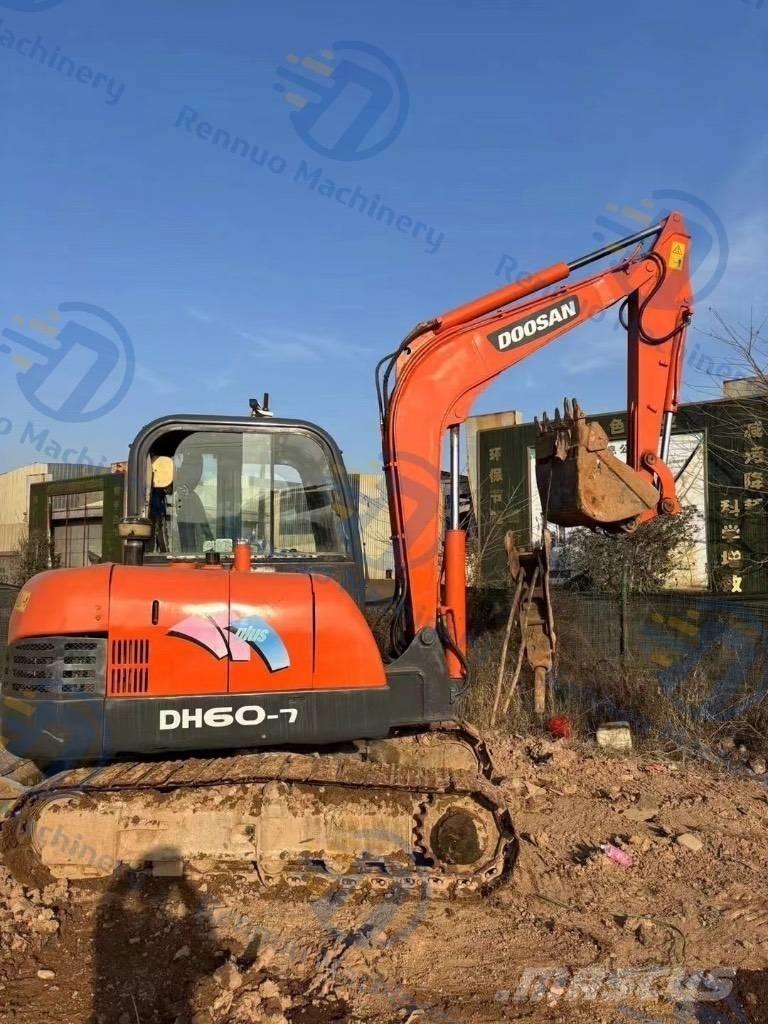 Doosan DH 60 Гусеничные экскаваторы