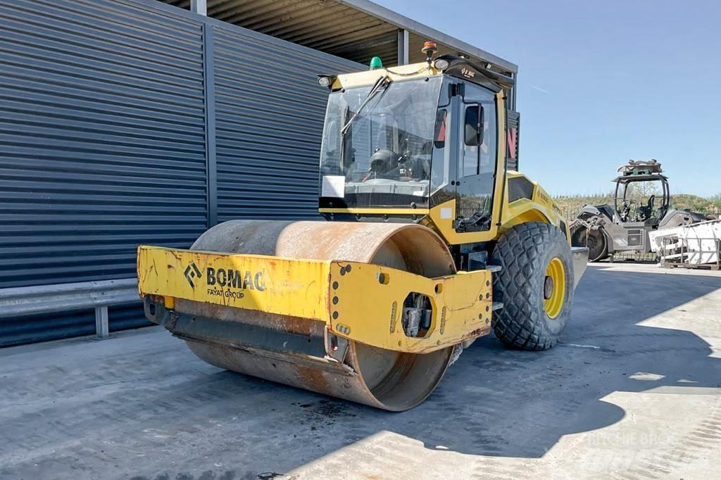 Bomag BW 213 D-5 Грунтовые катки