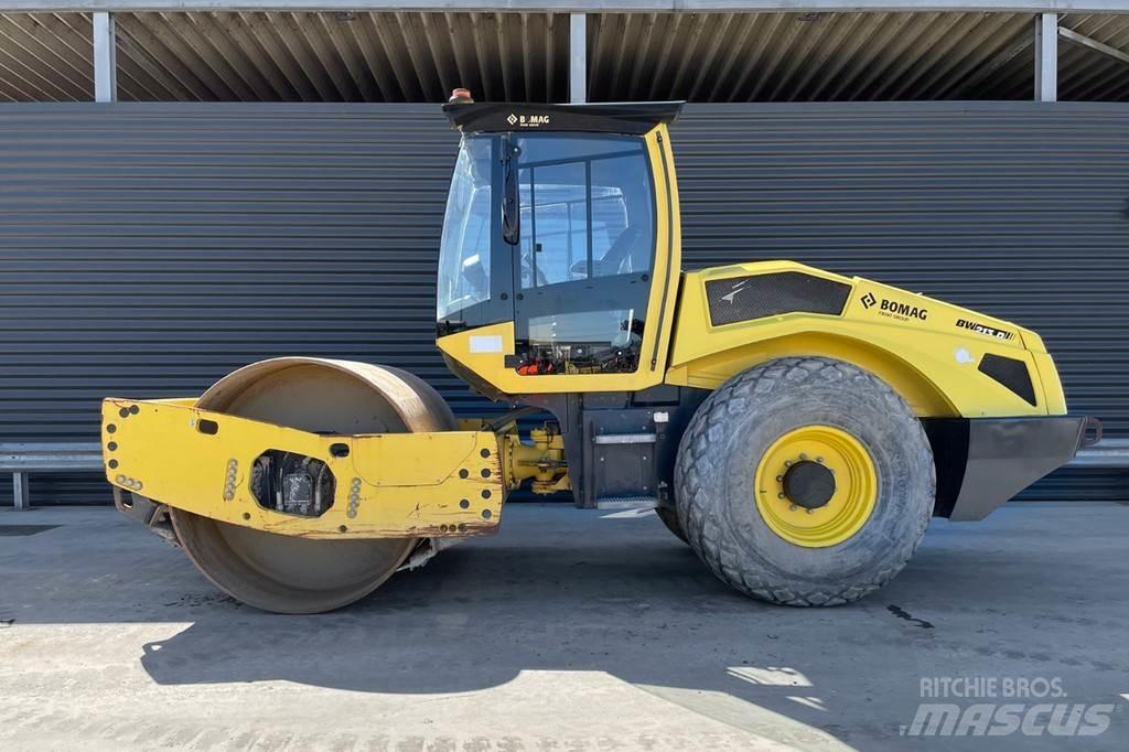 Bomag BW 213 D-5 Грунтовые катки