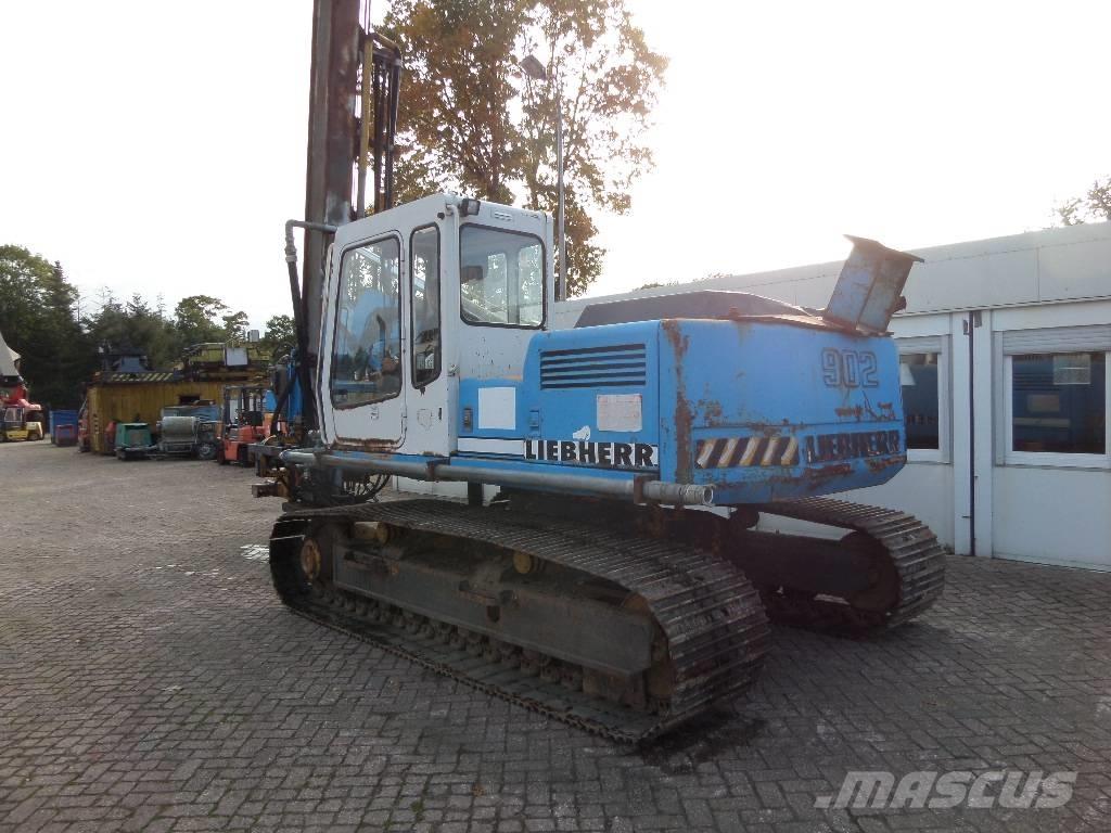 Liebherr R 902 Передвижные буровые установки