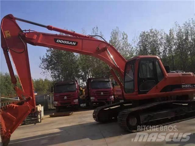 Doosan DH 225 LC-7 Гусеничные экскаваторы