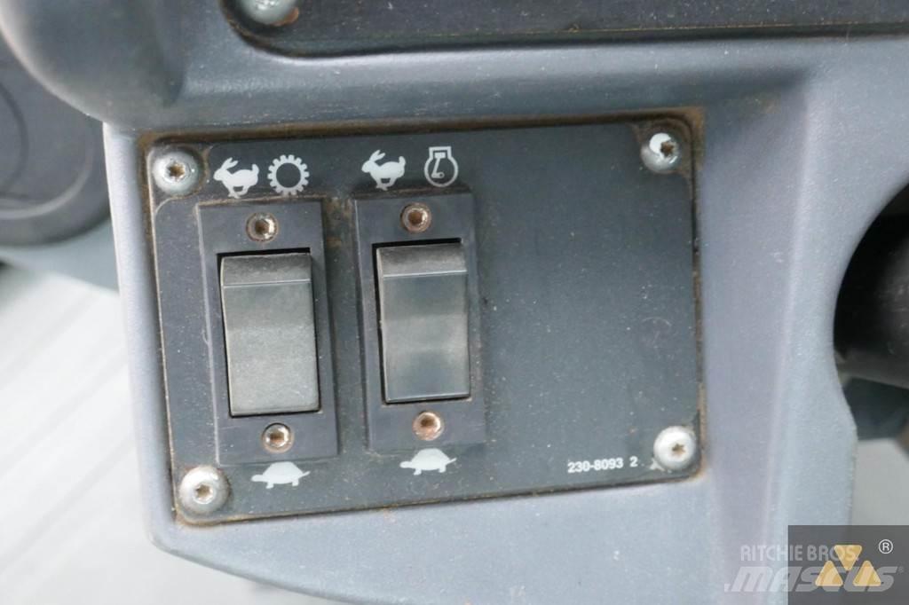 CAT CP533E Грунтовые катки