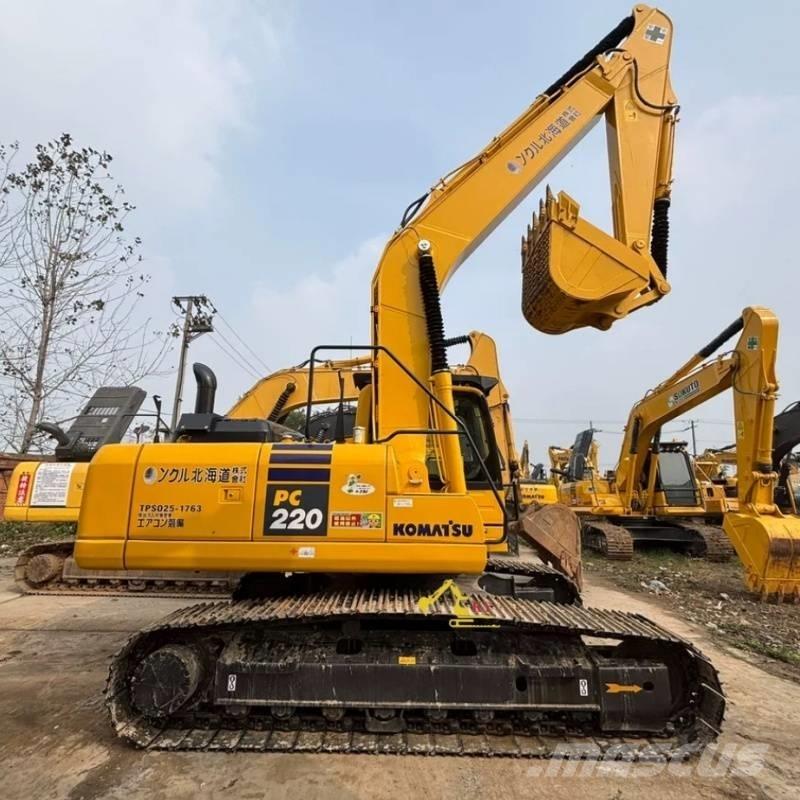 Komatsu PC 220-8 Гусеничные экскаваторы