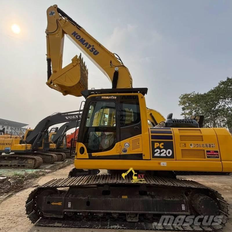 Komatsu PC 220-8 Гусеничные экскаваторы