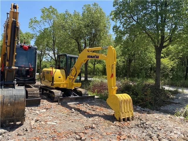 Komatsu PC56-7 Гусеничные экскаваторы