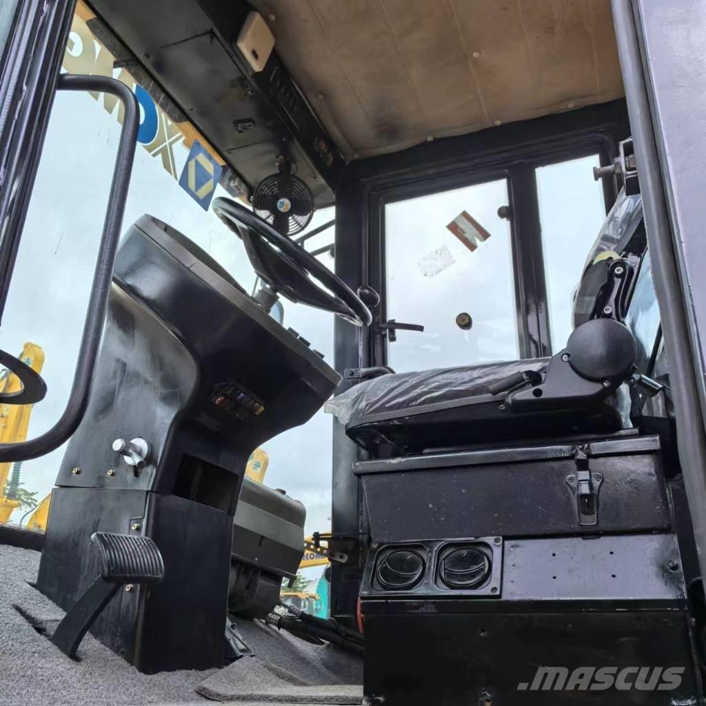 XCMG XS 223 J Грунтовые катки