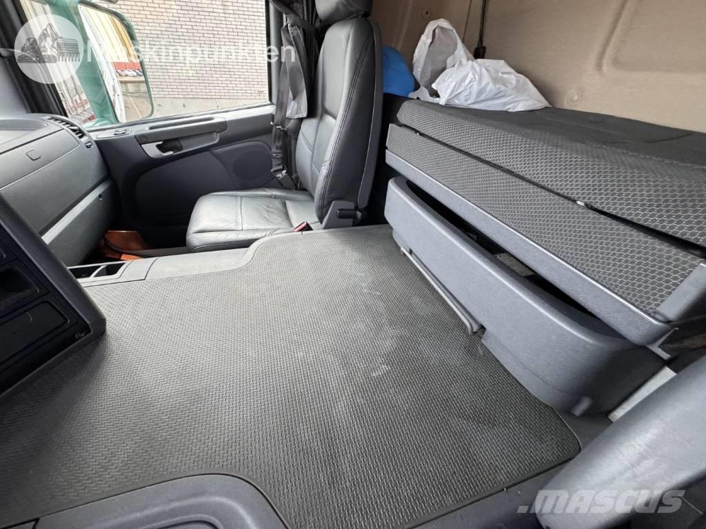 Scania P 320 Грузовики-Фургоны