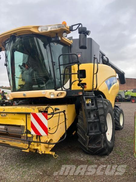 New Holland CR 980 Зерноуборочные комбайны