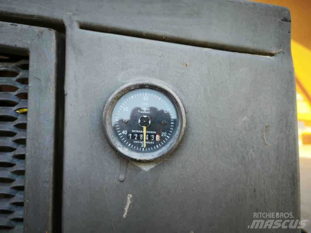 Locatelli Gril 827 Автокраны вездеходы