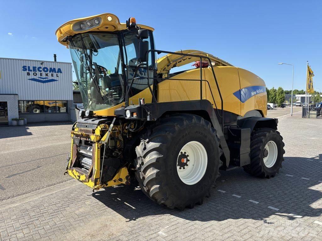 New Holland FR9050 Самоходные кормоуборочные комбайны