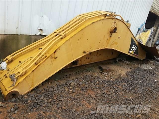 CAT 320 C Экскаваторы с большим вылетом