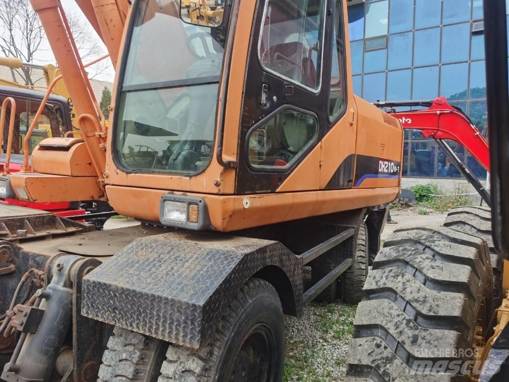 Doosan DH 210 W-7 Колёсные экскаваторы