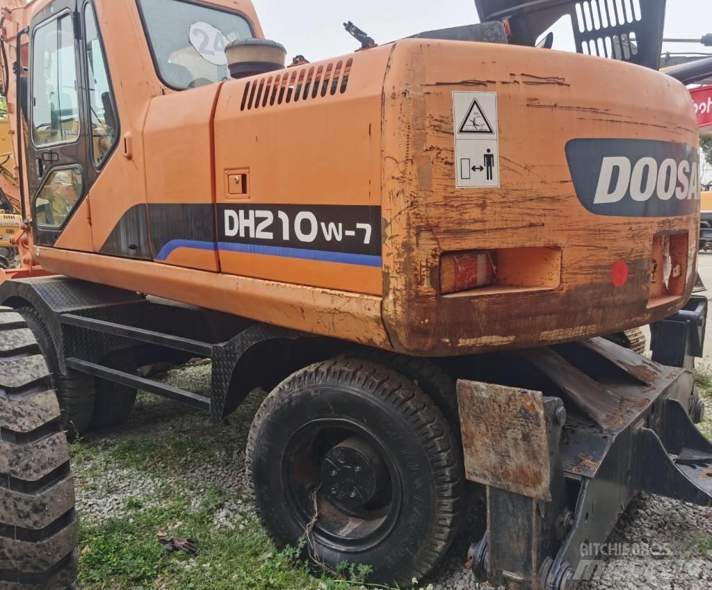 Doosan DH 210 W-7 Колёсные экскаваторы