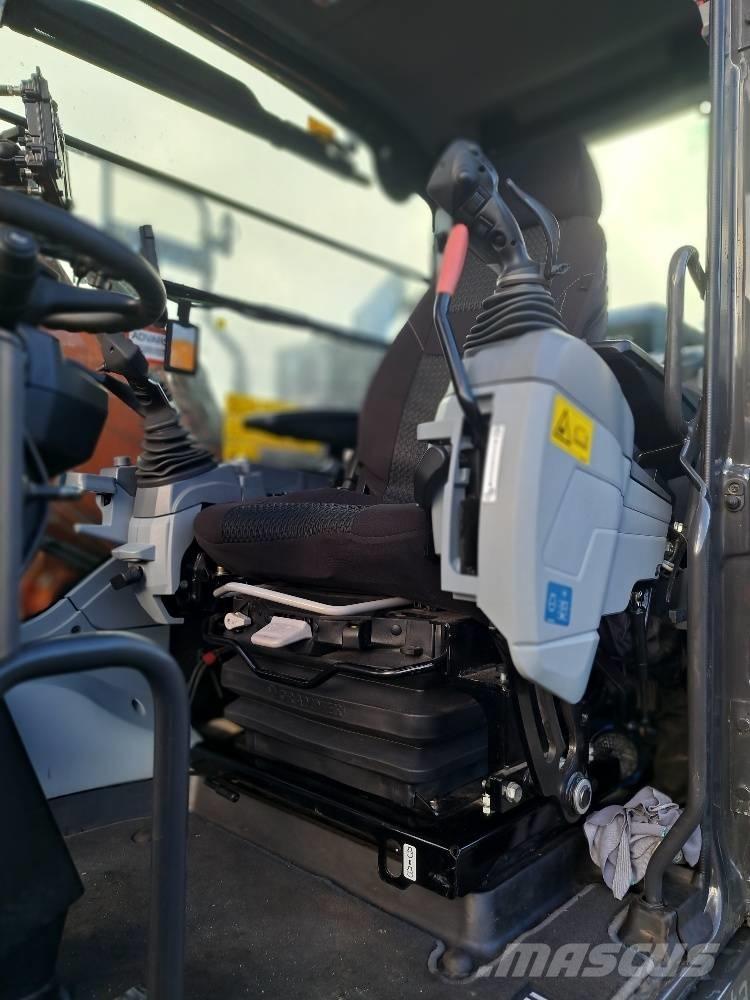 Hitachi ZX155WT-5 Колёсные экскаваторы