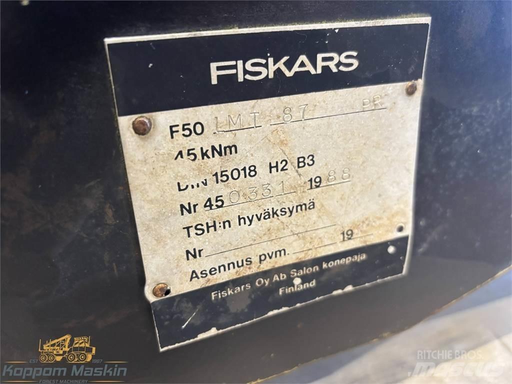 Fiskars 50L Манипуляторы для форвардеров
